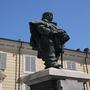 garibaldi statue 90x90