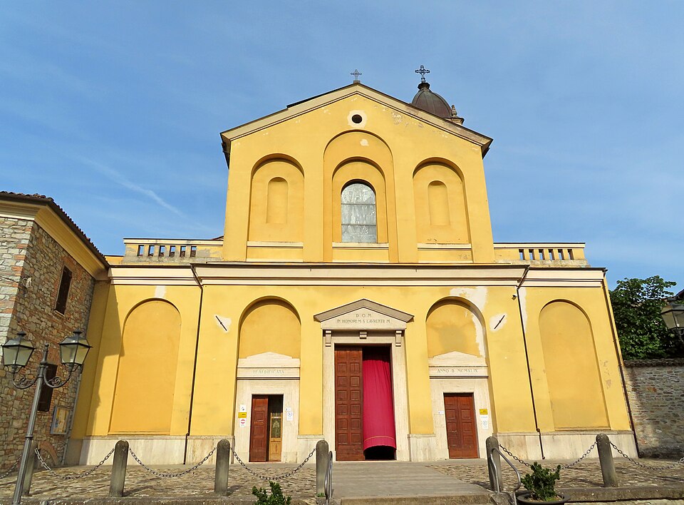 960px Chiesa di San Lorenzo Calestano facciata 2 2022 05 19
