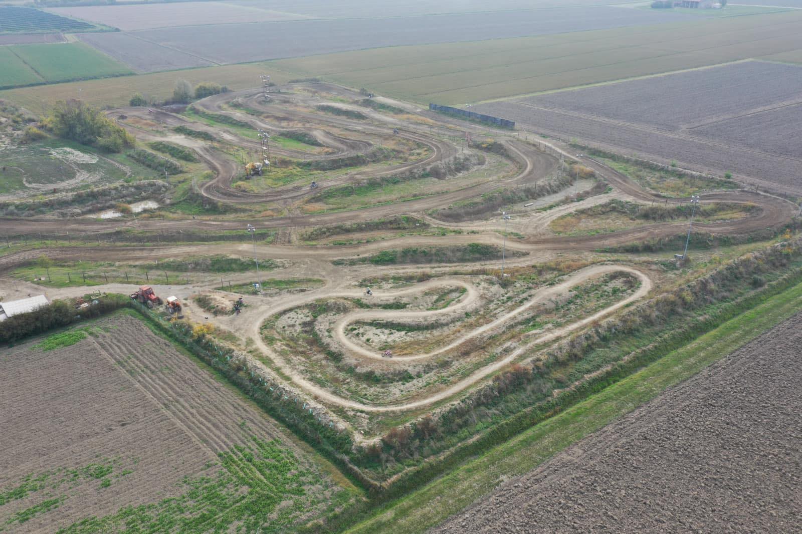 pista motocroos