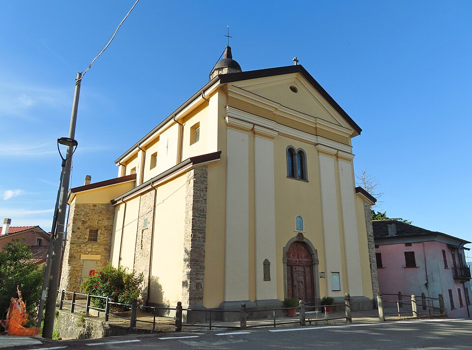 960px Chiesa di San Bernardino da Siena Tornolo facciata e lato ovest 2 2022 06 02